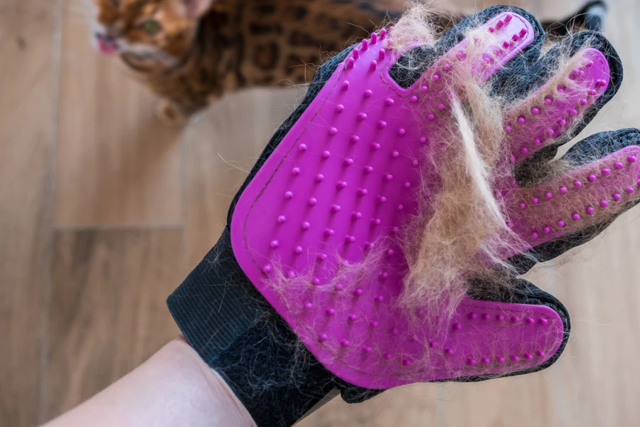 Breathable Mesh Grooming Glove
